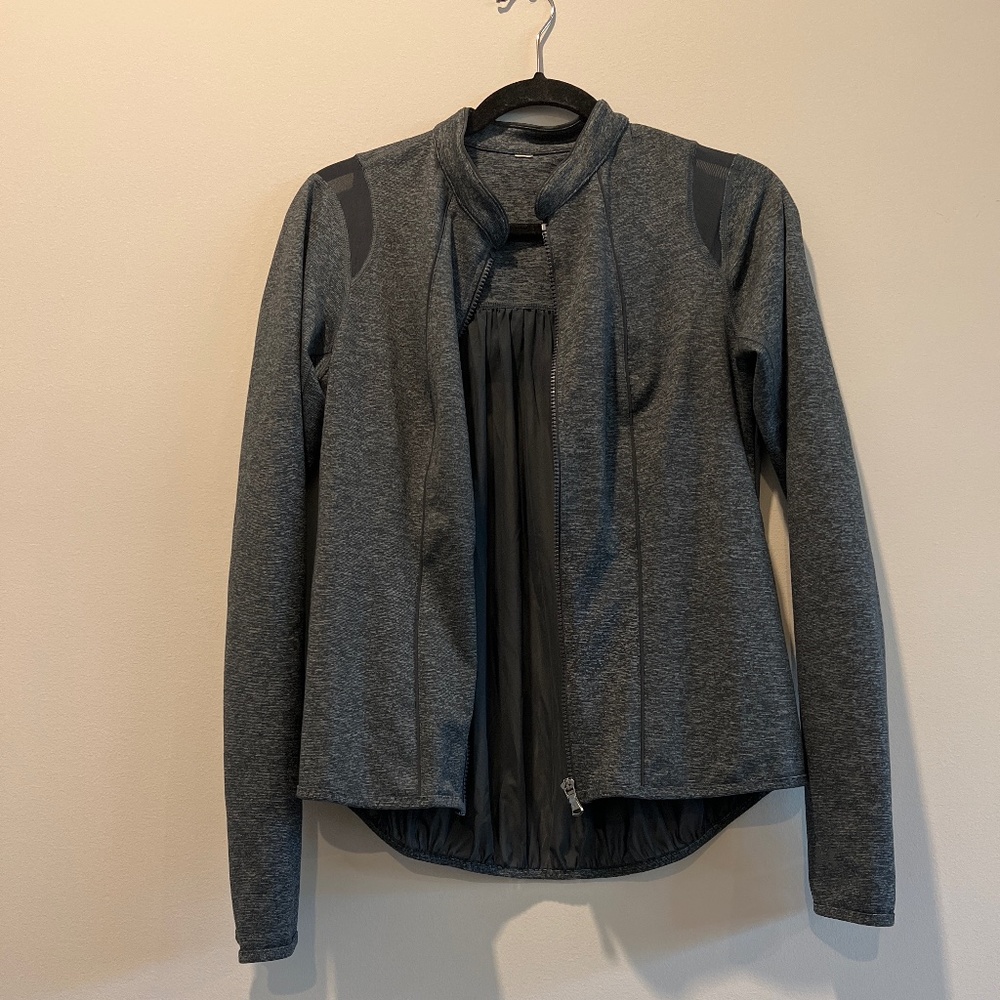 Under Armour Studio Rave jacket  Size small